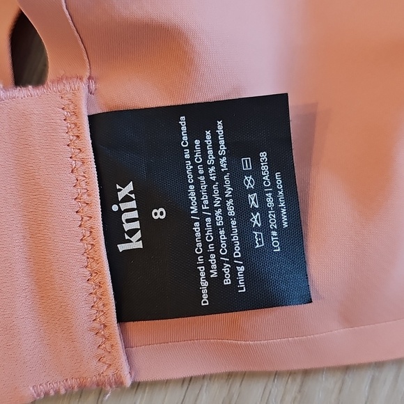 Knix Catalyst Front Zip Sporta Bra, Size 8 - Picture 8 of 12